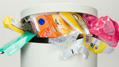 Мусор и запах в доме: 3 вещи, чтобы освежить ведро