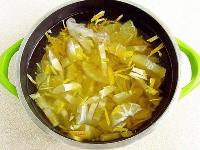 Надежный способ избавиться от отеков и лишних килограмм! Рецепт натурального напитка