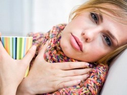 Если болит горло: как лечить ангину летом?