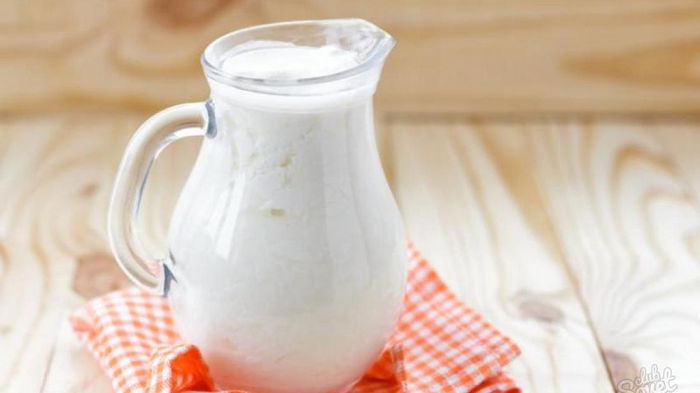Почему молоко не скисает, а становится горьким, и что на это может влиять