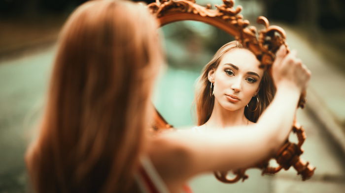 Десять слов, которые полезно говорить перед зеркалом