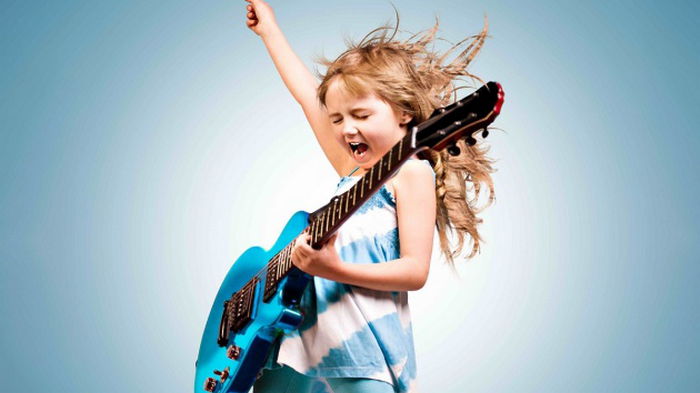 Почему стоит отдать ребенка учиться музыке