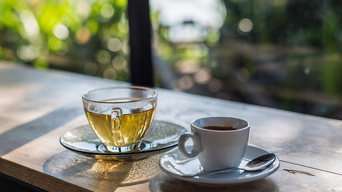 Зеленый чай против кофе: какой напиток лучше для вашего здоровья?
