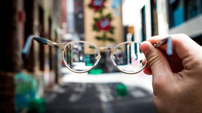 10 разрушающих зрение привычек