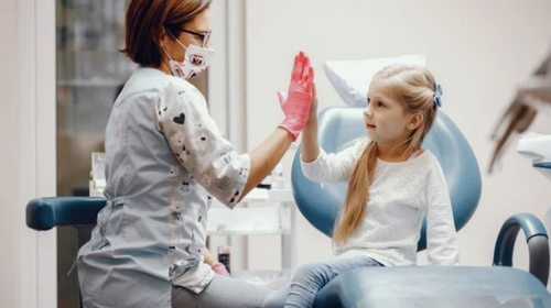 Каким должен быть детский стоматолог и как его выбрать?