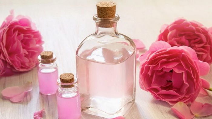 Как приготовить розовую воду