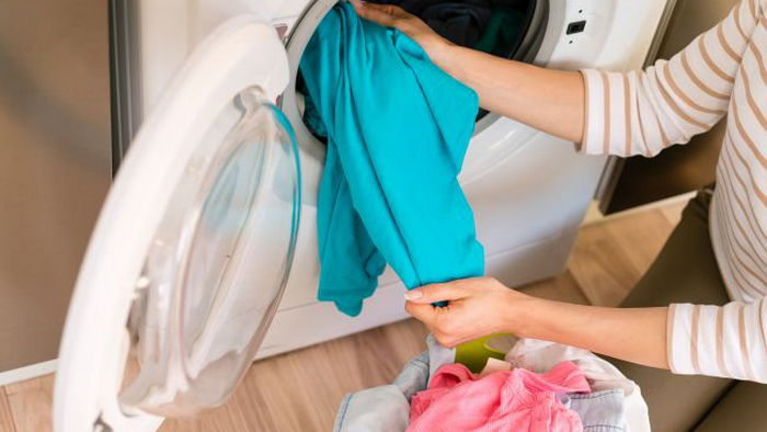 Вот что нельзя делать с одеждой в стиральной машине: могут возникнуть проблемы