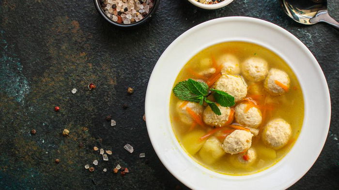 Как сделать вкус супа насыщенным и почему не получается бульон: основные ошибки