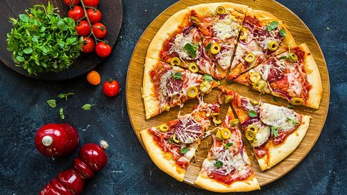 Идеальная пицца за 20 минут: секрет тончайшего теста