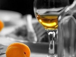 Вкусное вино из абрикосов (рецепт)