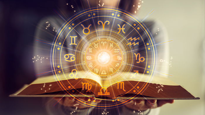 Три знака Зодиака потеряют работу в этом году — астрологи