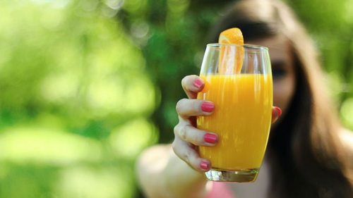Сок, нектар или фруктовый напиток: в чем разница и что лучше пить
