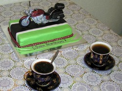 Тематические торты — сладкий подарок на юбилей