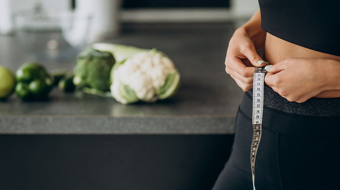 Как похудеть в животе, если вам за 40: советы диетолога