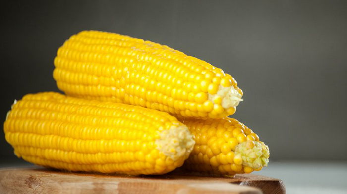 Как быстро приготовить кукурузу без варки: простой и доступный рецепт