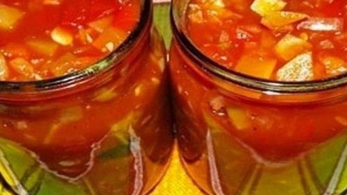 Кабачки в томате: рецепт очень простого салата на зиму