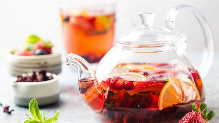 То, что нужно в осенние холода: рецепт фруктового пряного согревающего чая