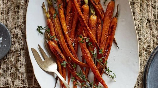 Морковь, запеченная в тимьяне: рецепт модели Крисси Тейген