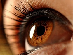 Как улучшить зрение без медикаментов?