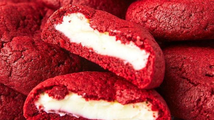 Красный бархат наизнанку: вкусное печенье с начинкой по мотивам легендарного торта