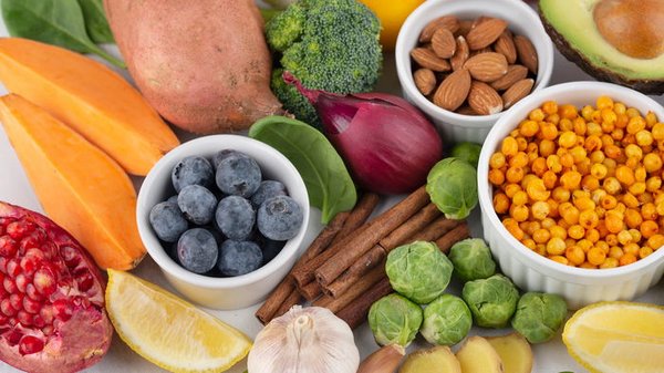 Как укрепить свое здоровье: 6 продуктов с высоким содержанием антиокси...