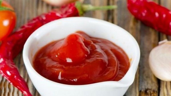 Не только вкусный соус: как можно использовать кетчуп в хозяйстве