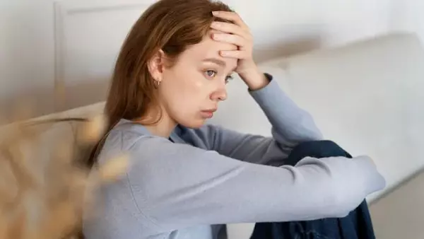 5 сценариев поведения, которые выдают психологическую травму
