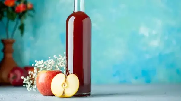 Поможет при диабете, но не спасет от рака: мифы и факты о пользе яблочного уксуса