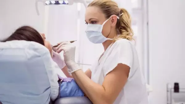 9 тревожных признаков того, что вам нужно немедленно обратиться к стоматологу
