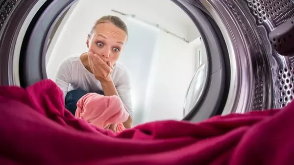 Гудит, но не крутит: Топ причин, почему стиральная машинка перестала стирать