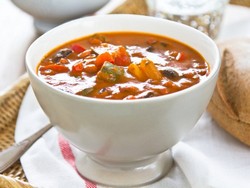 Как приготовить осенний суп минестроне?
