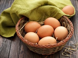 Как выбрать куриные яйца?