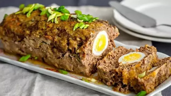 Мясной рулет с яйцами и шпинатом: рецепт вкусного блюда на ужин