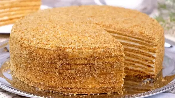 Торт «Рыжик» из детства: рецепт вкусного классического десерта