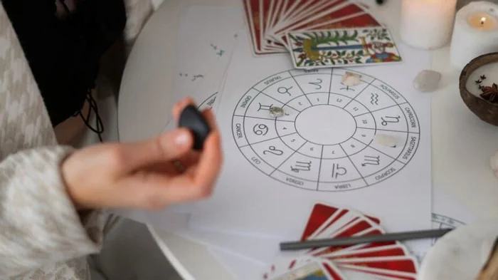 Карты Таро сулят огромное счастье пяти знакам Зодиака: кто в списке везунчиков