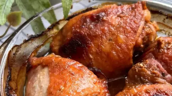 Куриные бедра в очень вкусном маринаде – готовим сытное блюдо на ужин