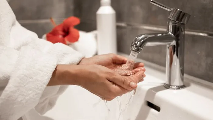 Не торопитесь с ремонтом: 7 способов увеличить пространство тесной ванной комнаты