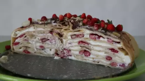 Сладкий блинный торт: рецепт вкусного и простого десерта