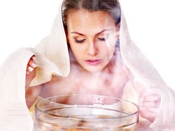 Очищение кожи лица с помощью паровой бани