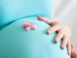 9 малоизвестных симптомов беременности