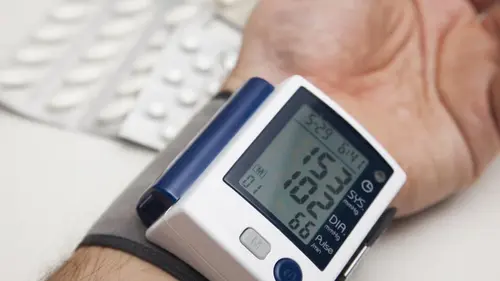 Что пить от повышенного давления: ученые назвали сок №1