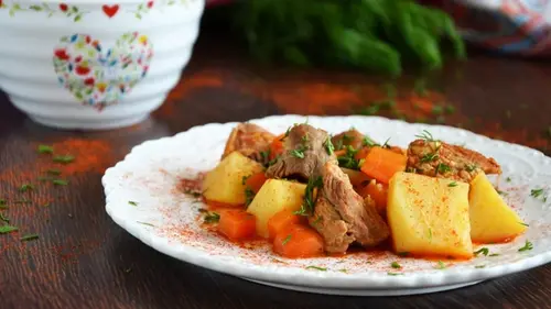 Потушила один раз так картошку с мясом — по-другому больше не готовлю: что добавляла