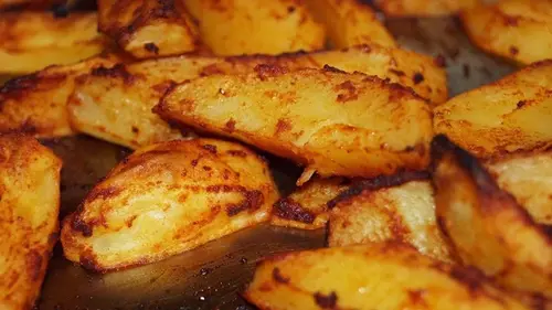 Секрет хрустящего картофеля, о котором молчат: больше не пригорае...