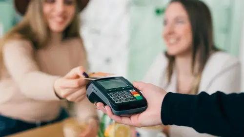 Деньги есть, а страх остался: 5 скрытых привычек людей, выросших ...