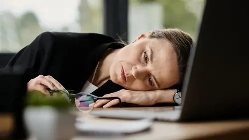 Психологи назвали 3 фразы, которые чаще всего повторяют несчастны...