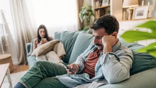 Любовь, которая может уничтожить: 5 опасных сигналов в отношениях...