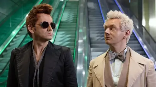 Гайд по сериалам мая: от мистики до супергероики