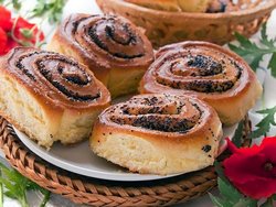 Сдобные булочки: ароматный рецепт с разными начинками
