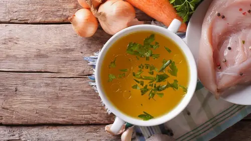 В самом начале добавляю один продукт в бульон — и он всегда прозр...