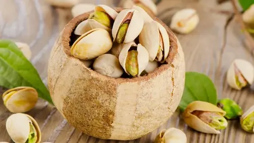 В них больше калия, чем в бананах и картофеле: какие орехи стоит ...
